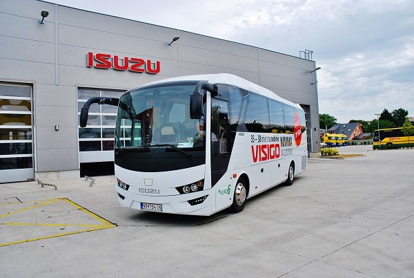 Od roku 2004 sa TURANCAR stal výhradným dovozcom autobusov ISUZU na Slovensko a do Českej republiky (foto: Zdeněk Nesveda)