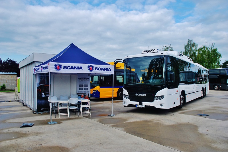 Scania Citywide Suburban K320 UB6x2*4 14,9m CNG na BUS SHOW zdravá doprava 2018 (foto: Zdeněk Nesveda)