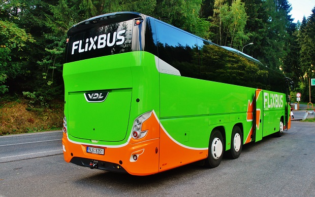 V Čechách se oblevily první autokary nové generace VDL Futura FHD2 139/460, Euro 6 v barvách společnosti FlixBus (foto: Zdeněk Nesveda)