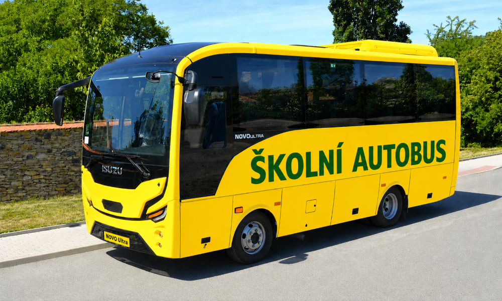 Školní autobusy – Jak rozhýbat region: Proč dává lokální doprava ve vlastní režii a investice do midibusu smysl